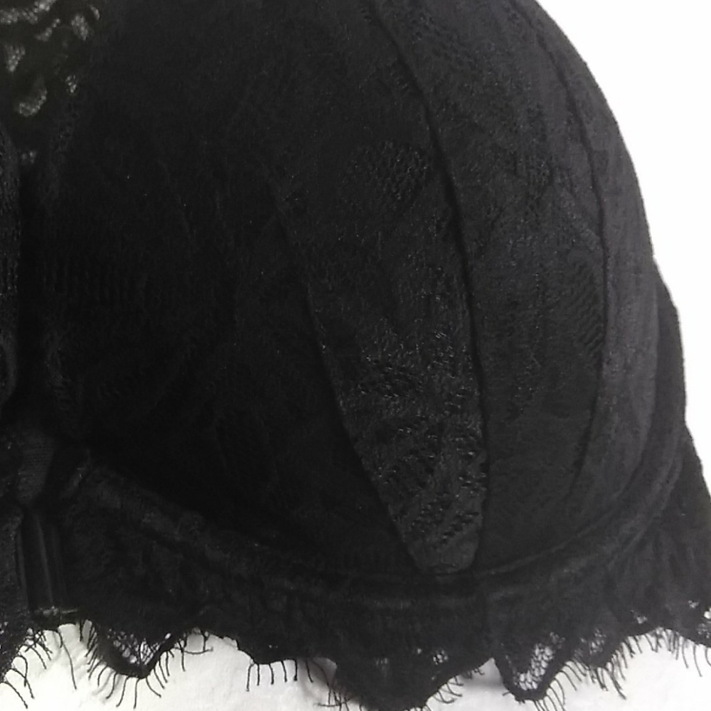 Pink Victoria's Secret bra size 34DD - Picture 2 of 8